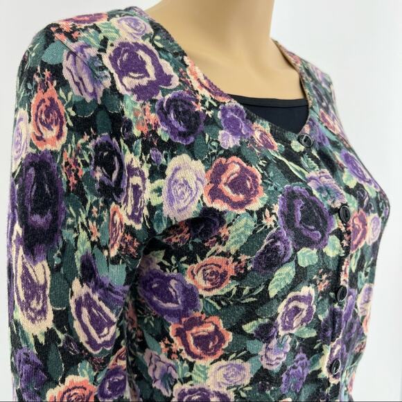 H&M Divided Size 6 Purple Floral Button Up Long Sleeve Vintage Rose Cardigan - Picture 3 of 6